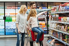 Polacy ruszą do sklepów? Taka niedziela nie zdarza się często-223411