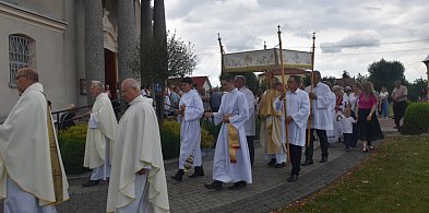 Parafia w Tarnowskiej Woli świętuje 100-lecie [ZDJĘCIA]-223407