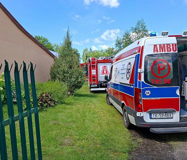52-letni pracownik składu budowlanego przygnieciony przez auto dostawcze-223475