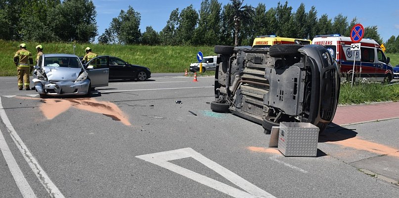 Zderzenie aut na Wisłostradzie w Tarnobrzegu [ZDJĘCIA] - 223468