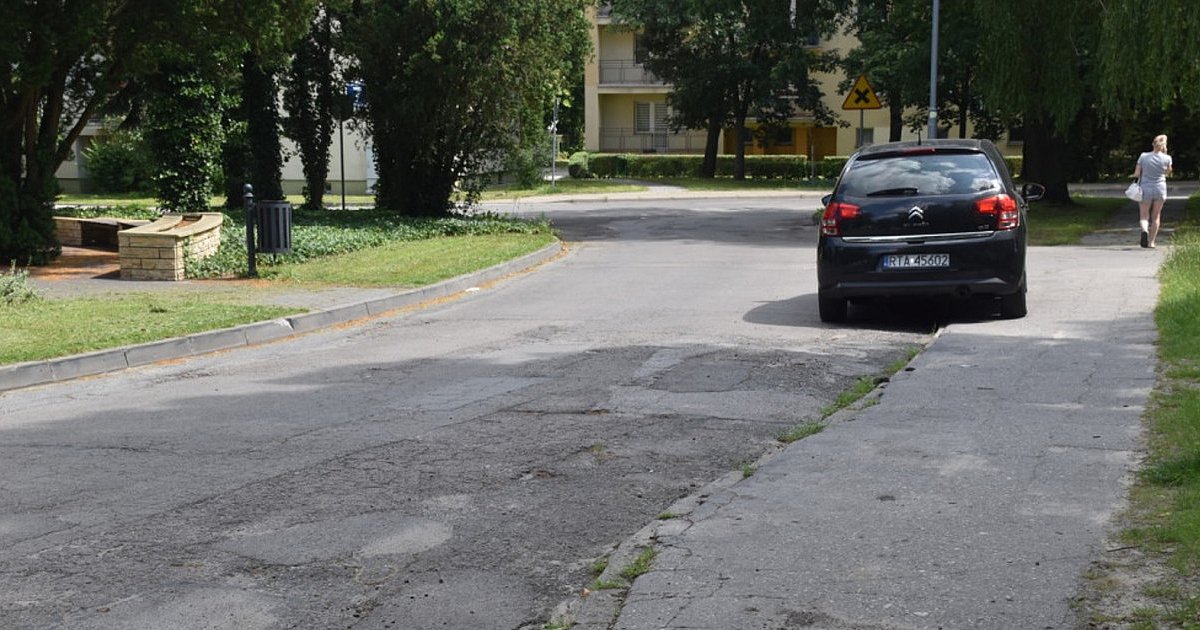 Tarnobrzeg: Zmiany w organizacji ruchu na Placu Tysiąclecia w związku z remontem