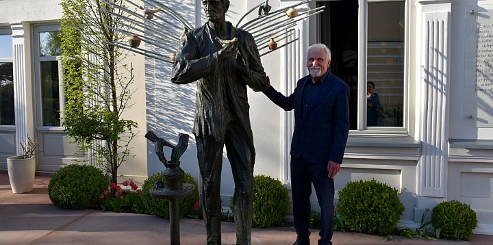 Wystawa rzeźb Józefa Opali w galerii Widnokrąg -223818