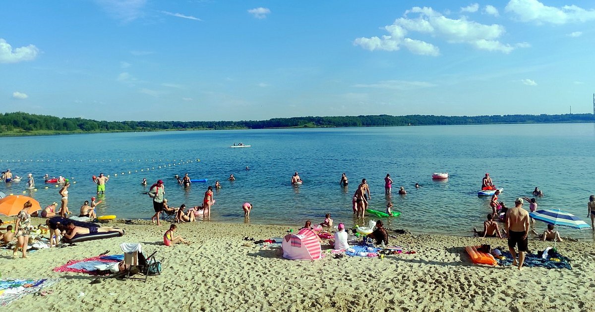Upalne lato wróciło! Tłumy plażowiczów nad Jeziorem Tarnobrzeskim [ZDJĘCIA]