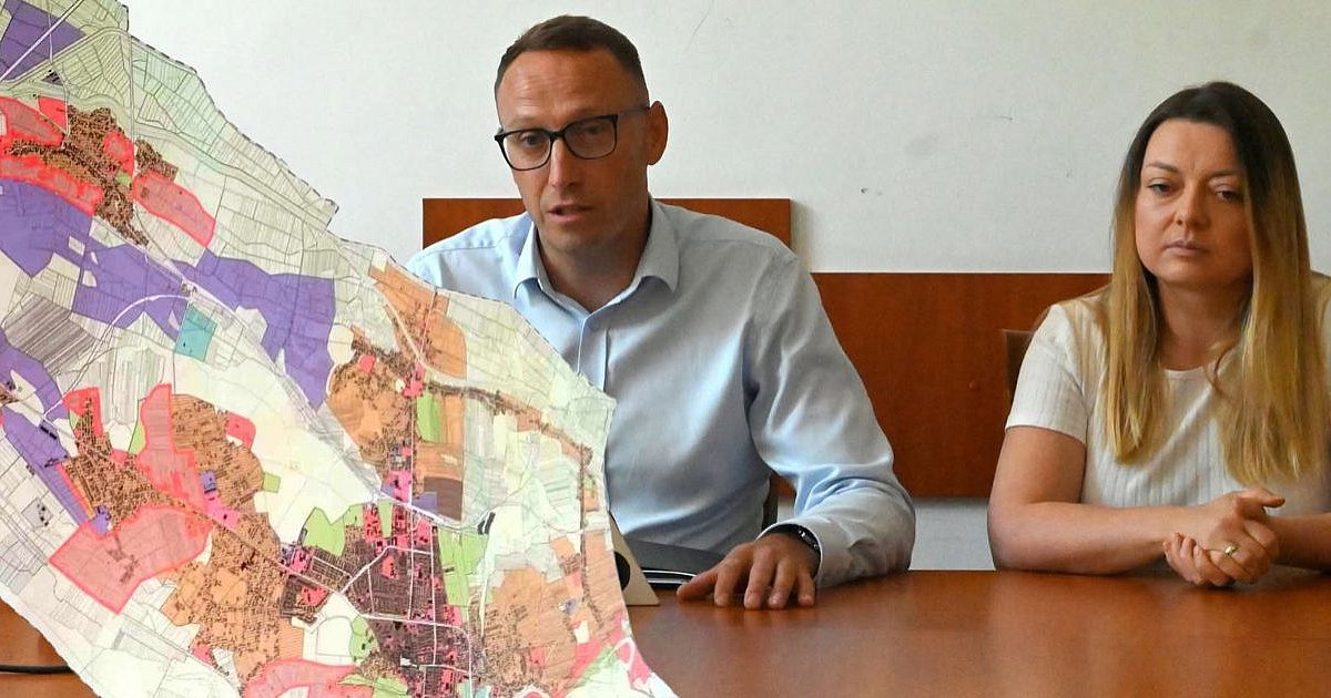 Tarnobrzeżanie na potęgę występują o warunki zabudowy, bo zbliża się zmiana przepisów o zagospodarowaniu przestrzennym