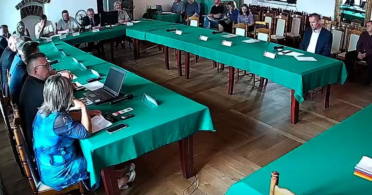 Miasto reaguje na plany inwestora i protest mieszkańców. Rusza procedura zmiany planu. Chodzi o zablokowanie budowy masztu
