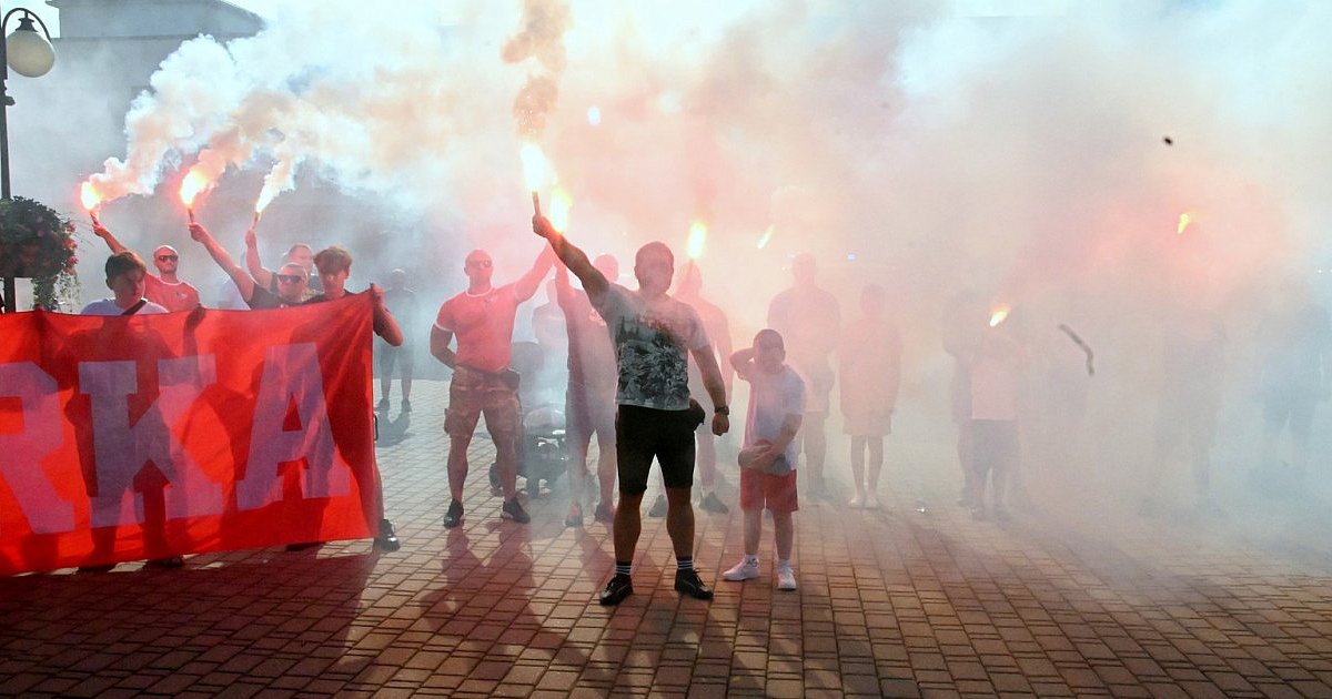 Tarnobrzeg pamiętał o rocznicy wybuchu powstania warszawskiego i stworzył żywy symbol Polski Walczącej  [ZDJĘCIA]