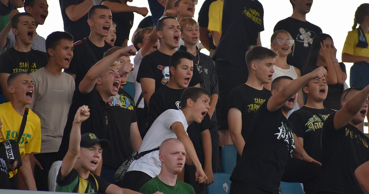 Zdjęcia kibiców z meczu Siarki Tarnobrzeg z Sokołem Kolbuszowa Dolna