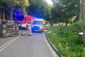 Czołowe zderzenie dwóch aut pod Staszowem [ZDJĘCIA]-224804