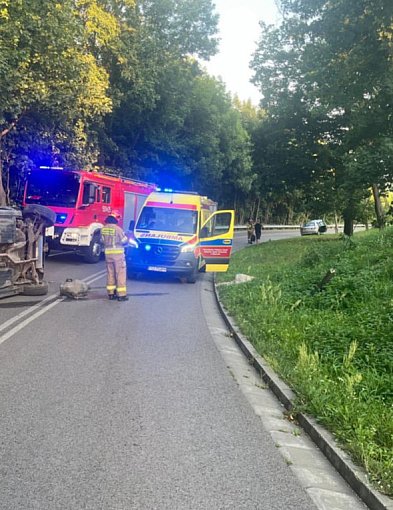 Czołowe zderzenie dwóch aut pod Staszowem [ZDJĘCIA]-224804