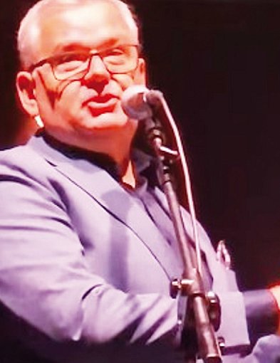 Artur Andrus zrobił show z „Tygodnikiem Nadwiślańskim” [Czytaj w gazecie]-225077