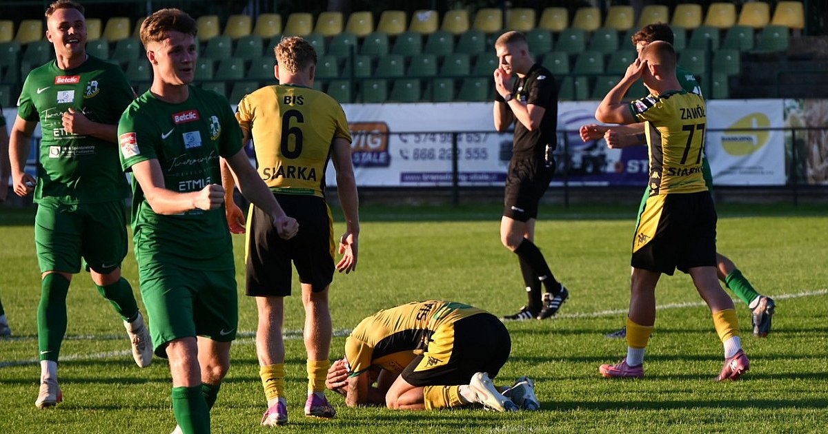 Dramat Siarki w końcówce i dwa nietrafione karne. Podlasie wygrywa w Tarnobrzegu [ZDJĘCIA] [TABELA]
