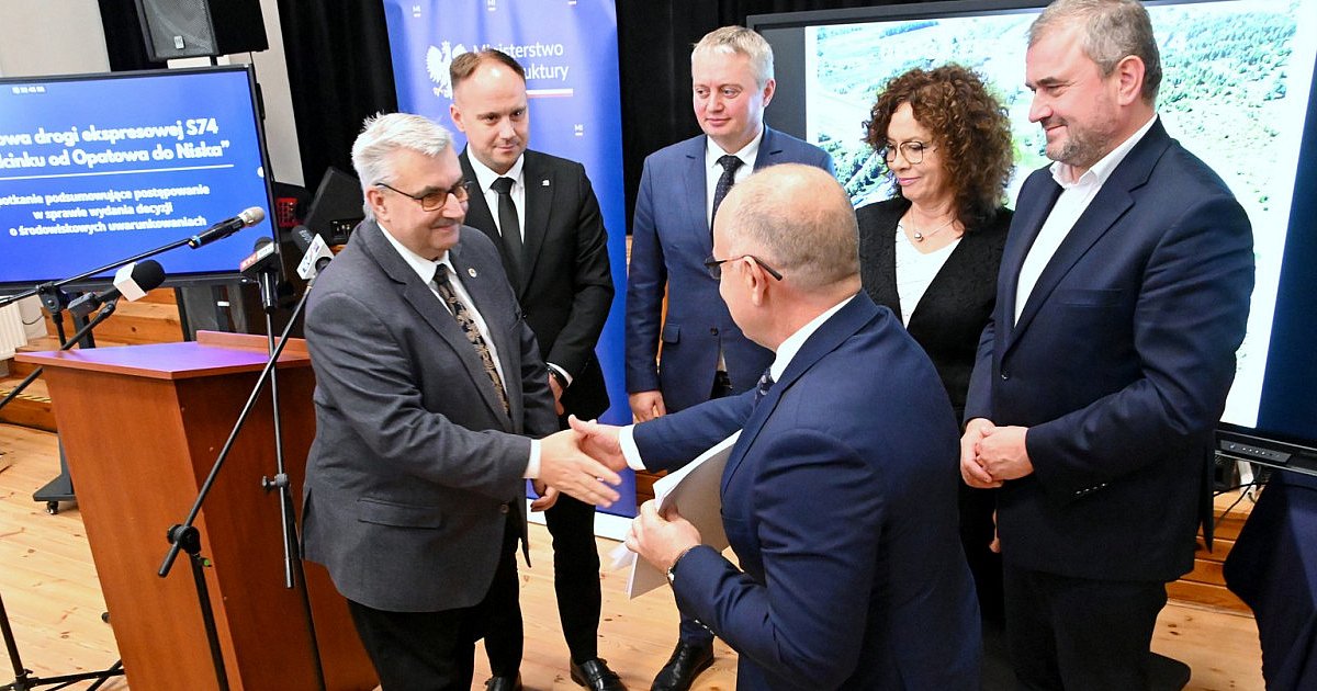 Jest decyzja środowiskowa dla budowy odcinka drogi ekspresowej S74 Opatów - Nisko. Na jej wydanie czekano 3 lata [ZDJĘCIA]