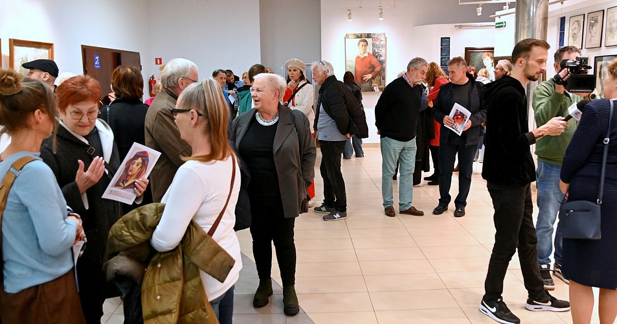 Wystawa obrazów i film o Ryszardzie Mrozowskim w Tarnobrzeskim Domu Kultury  [ZDJĘCIA]