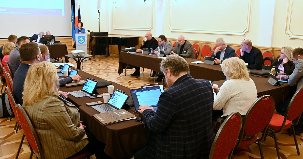 W Tarnobrzegu podatek od nieruchomości idzie w górę. Głosowanie poprzedziła burzliwa dyskusja