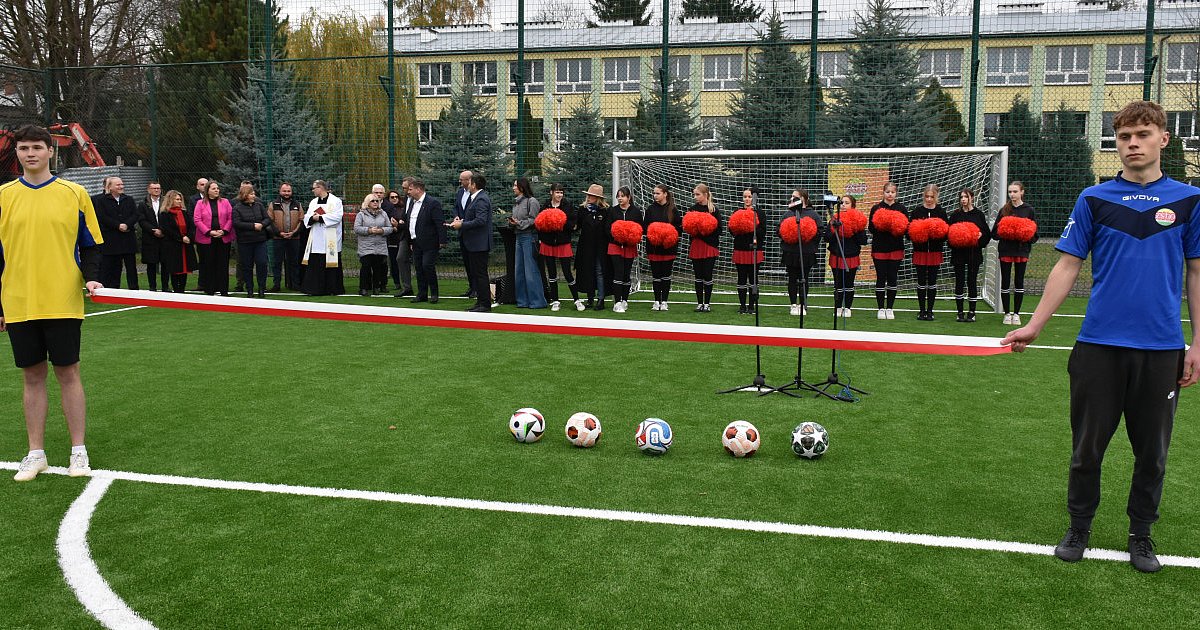 "Orlik" przy Zespole Szkół Technicznych i Ogólnokształcących w Sandomierzu jak nowy [ZDJECIA]