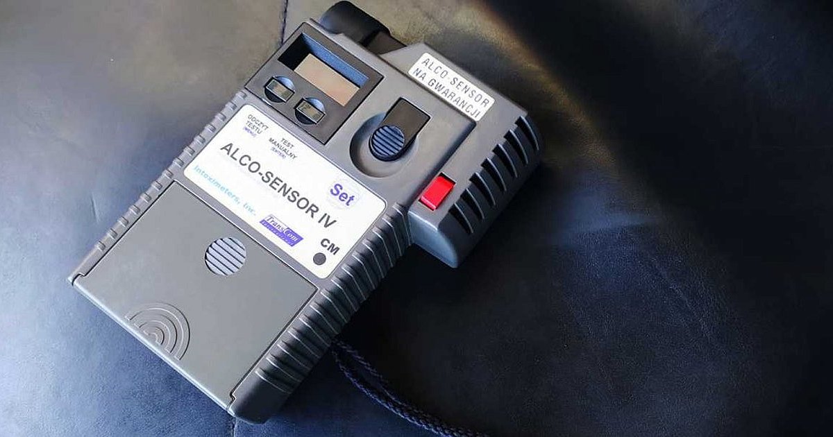 W centrum Tarnobrzega 38-latek z promilami woził dwuletnie dziecko