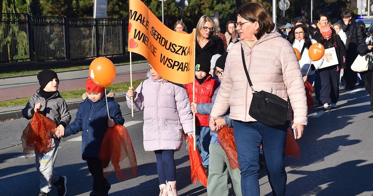 Dzień Solidarności z Dziećmi i Młodzieżą w Żałobie - Miejski "Dzień Tumbo" w Tarnobrzegu [ZDJĘCIA]