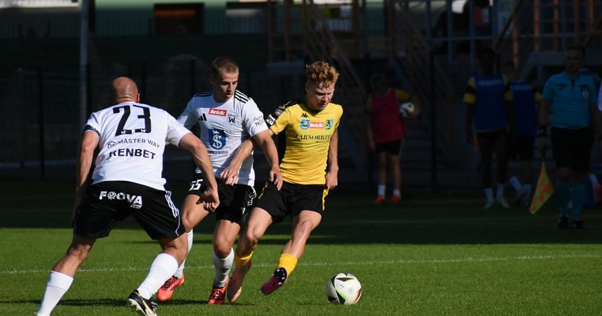 Koniec passy. Siarka Tarnobrzeg przegrała z Wiślanami Skawina [TABELA]