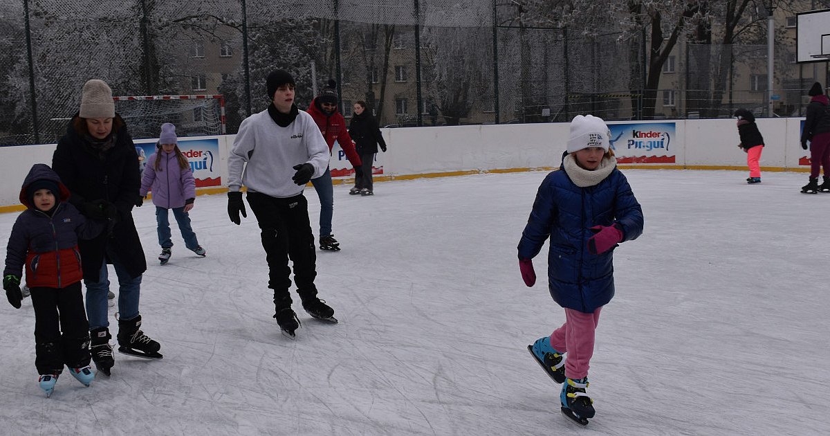 Sandomierskie lodowisko przygotowane na sezon. Kiedy zostanie uruchomione?
