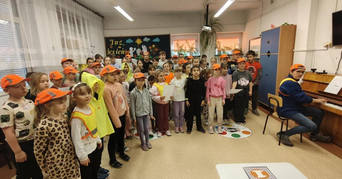 Napisali piosenkę o bezpieczeństwie na drodze [WIDEO]