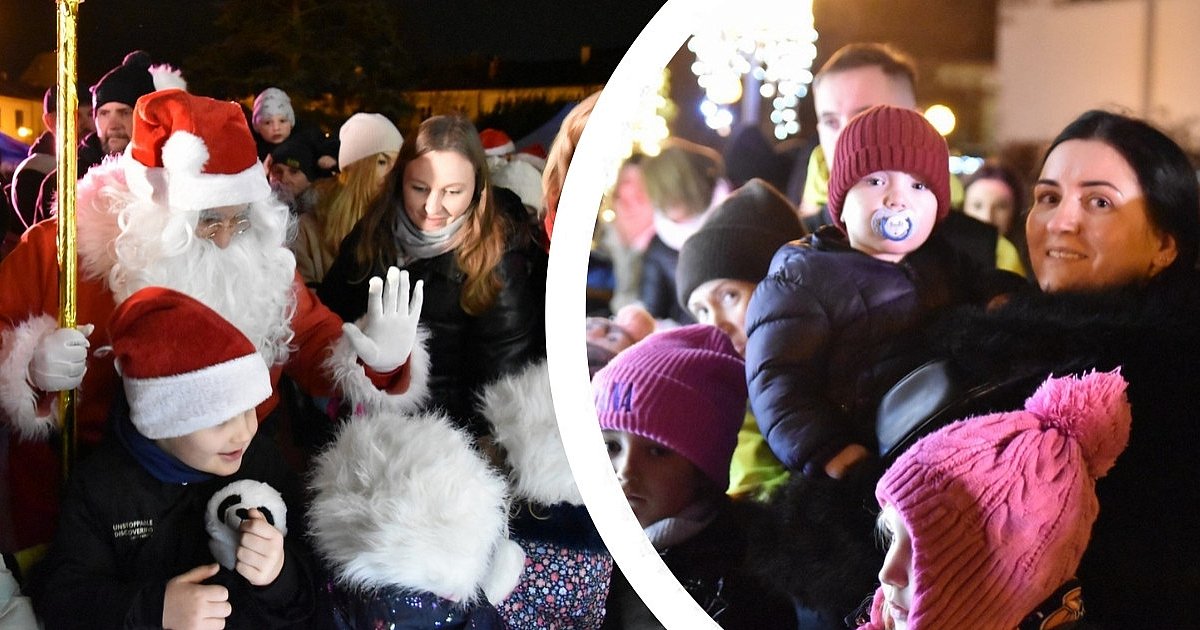 Tłumy obserwowały rozświetlenie miejskiej choinki w Tarnobrzegu. Były lasery, fajerwerki i występy przedszkolaków [ZDJĘCIA]