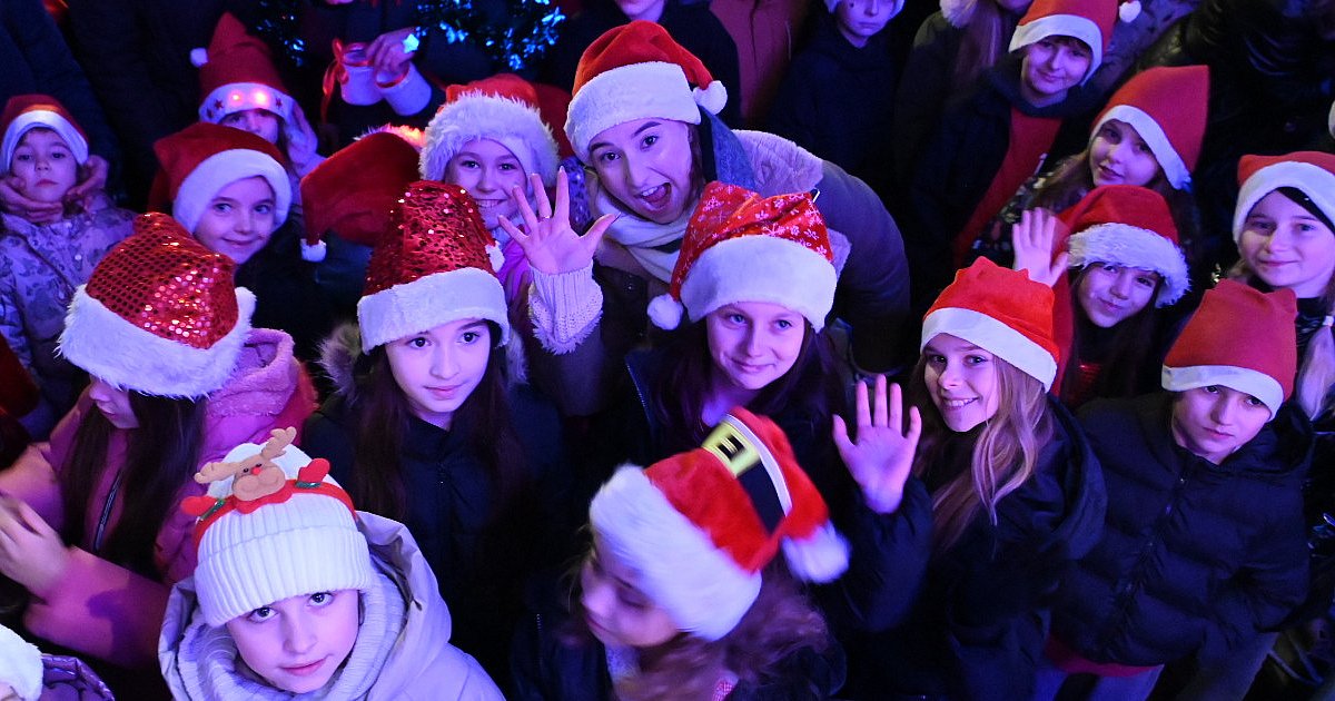 W Baranowie Sandomierskim już odliczają do świąt. Zobaczcie ZDJĘCIA z Parady Mikołajkowej