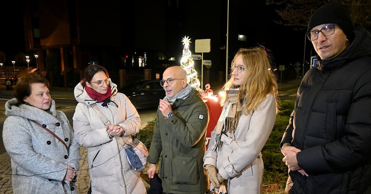Mamy w Tarnobrzegu rondo imienia "Choinki Życzeń". To oficjalny start mającej długą tradycję tarnobrzeskiej akcji charytatywnej