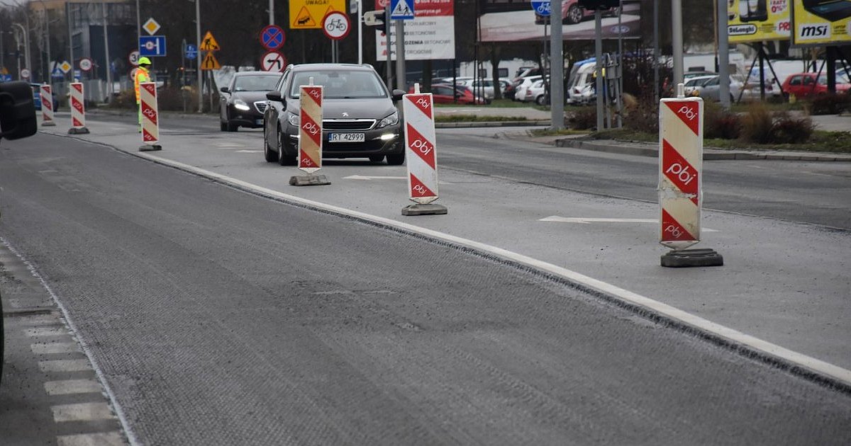 Tarnobrzeg: Remont na newralgicznym skrzyżowaniu w ramach gwarancji [ZDJĘCIA]