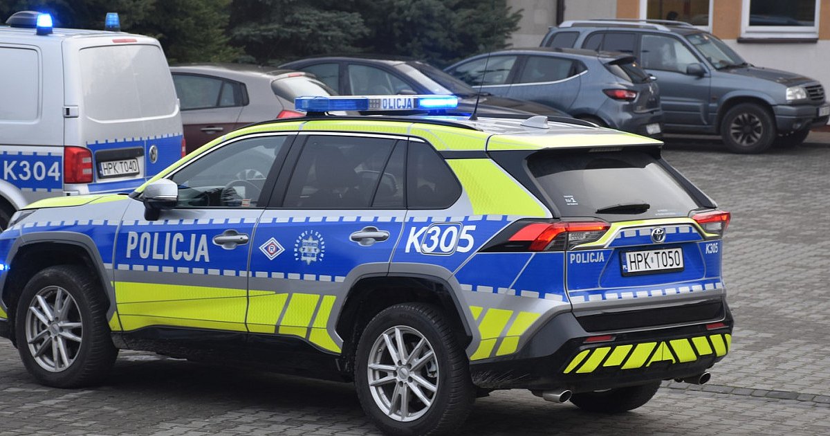 Policja o nastolatku z maczetą w tarnobrzeskiej szkole