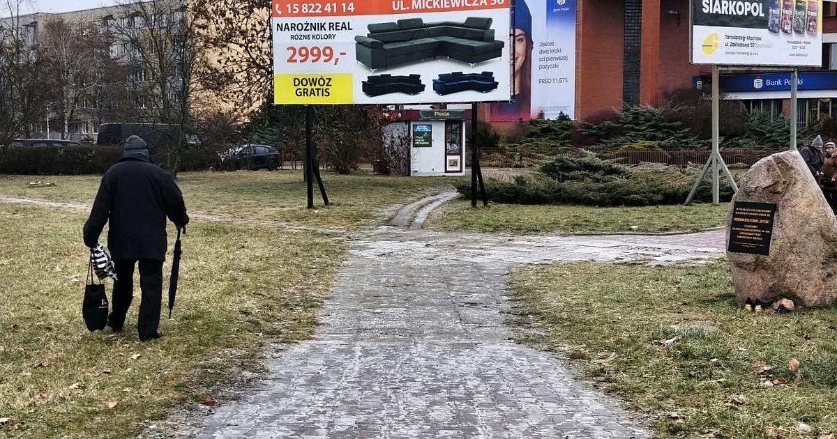 Po gołoledzi, w Tarnobrzegu ma spaść śnieg. Służby odpowiedzialne za zimowe utrzymanie miasta spodziewają się go w poniedziałek