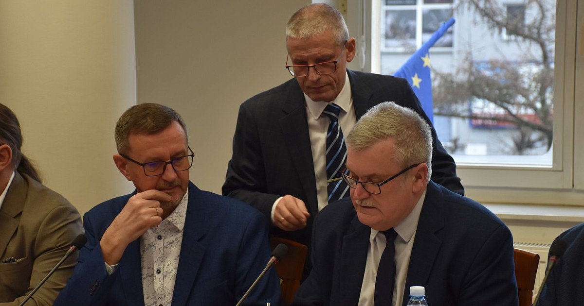 Budżet powiatu tarnobrzeskiego na 2026 rok przyjęty jednogłośnie [ZDJĘCIA]