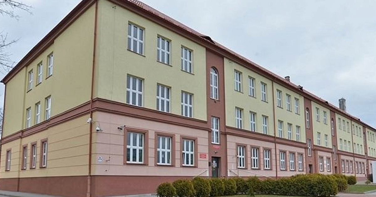 Szkoła Podstawowa nr 2 w Sandomierzu z nową dyrektorką