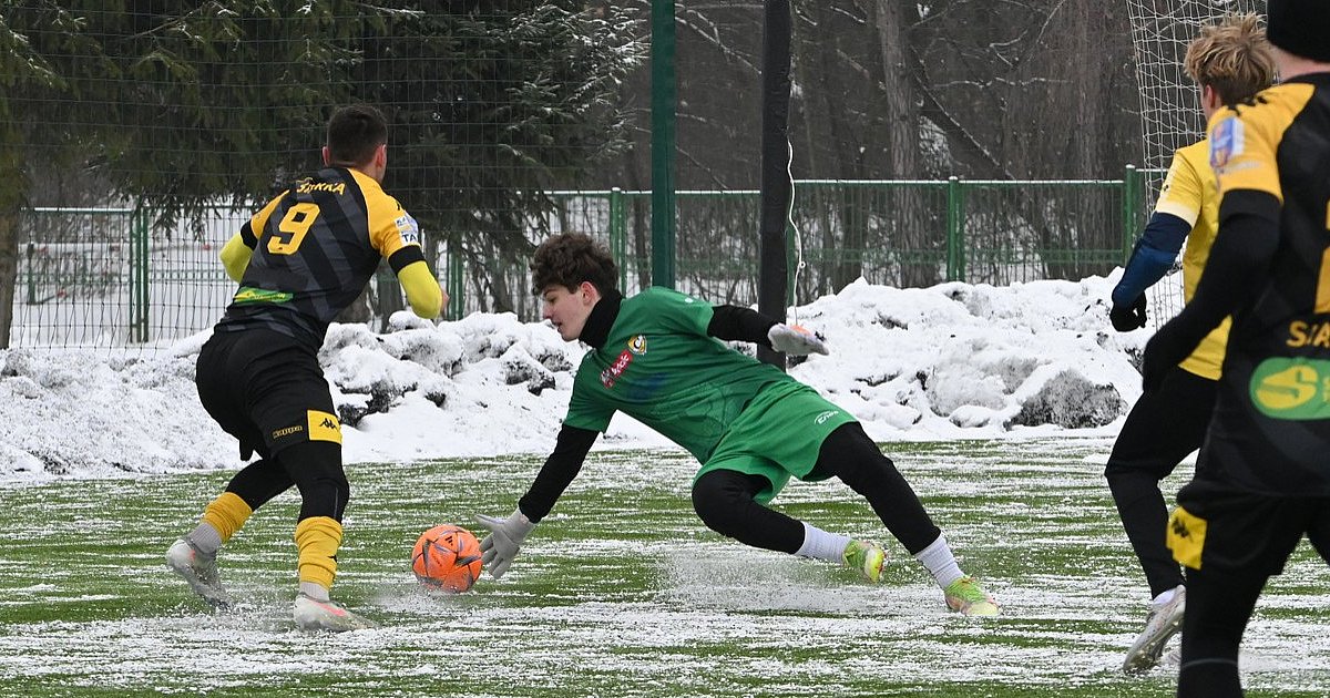 Pięć goli w sparingu Siarki Tarnobrzeg z Czarnymi Połaniec [ZDJĘCIA]
