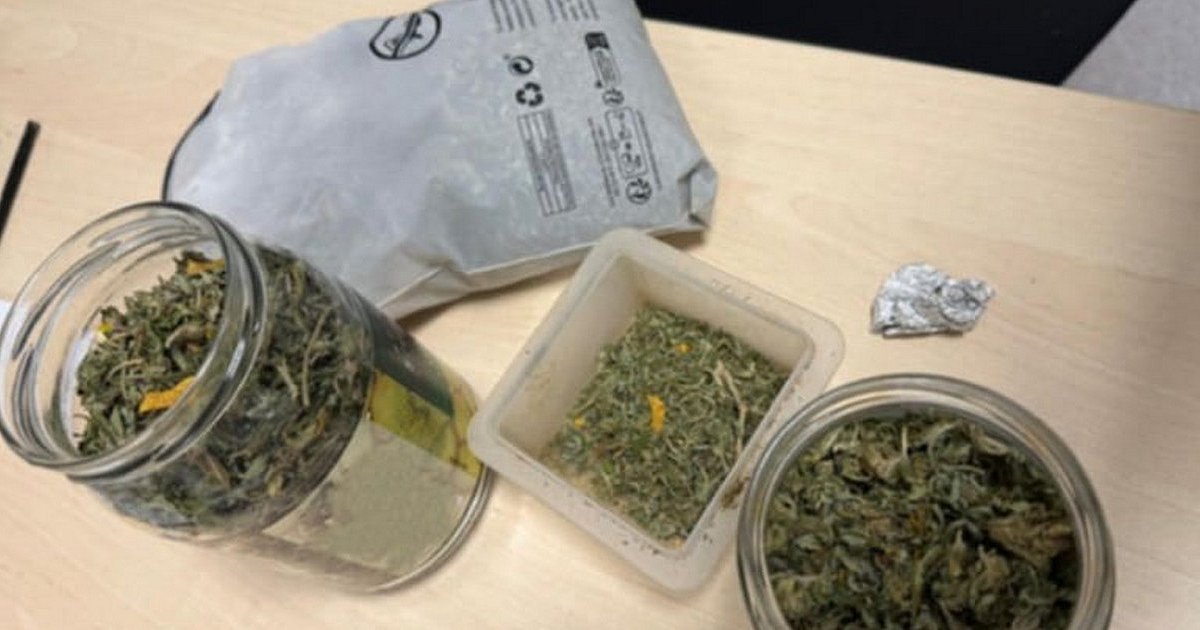 Prowadził pod wpływem amfetaminy. W jego domu znaleziono duże ilości narkotyków