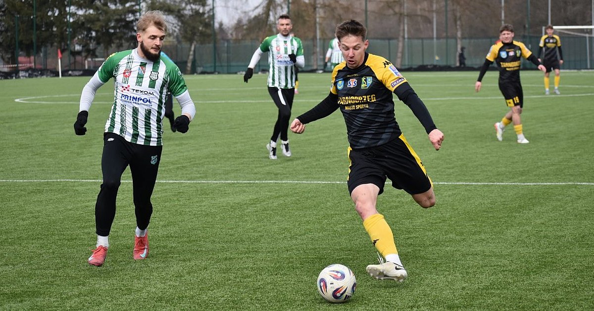 Siarka Tarnobrzeg przegrywa sparing z Wisłoką mimo dobrej gry [ZDJĘCIA]