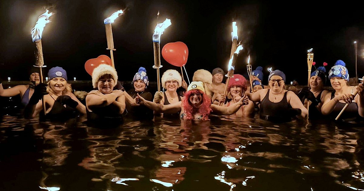 Z miłością do lodu. Walentynki Body Mors Tarnobrzeg w Jeziorze Tarnobrzeskim