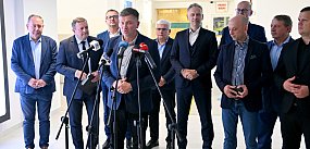 Federal Mogul i Pilkington chcą produkować dla wojska