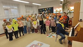 Piosenka uczniów Szkoły Podstawowej...