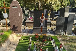 Groby sławnych osób na Wojskowych Powązkach-10677