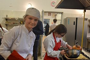 Warsztaty kulinarne w ZSGiH w Sandomierzu-10695