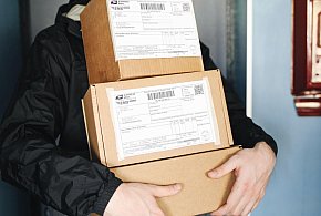 Uważaj na takie przesyłki! Oszuści wymyślili nową sztuczkę-225320