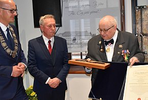 50 lat z piórem. Jubileusz Andrzeja Sarwy [ZDJĘCIA]    -225899
