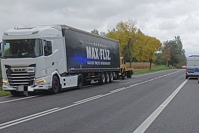 Zderzenie ciężarówki z osobówką na DK9-226266