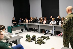 Studenci PANS w Tarnobrzegu szkolili się z żołnierzami WOT-227195