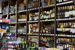 To codzienność wielu Polaków. Nowe dane o alkoholu niepokoją-229612