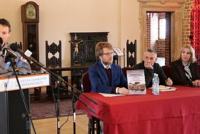 Dwie wystawy i trzy koncerty muzyki klasycznej – plany Muzeum Zamkowego