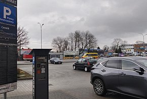 Parking przy dawnym dworcu PKS w Tarnobrzegu nie jest już bezpłatny
