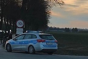 12-letnia rowerzystka potrącona przez samochód. Jechała z grupą znajomych