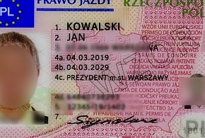 Pokazał fałszywe prawo jazdy podczas kontroli. 47-latek skazany przez sąd