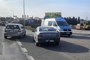 Wypadek na ul. Kwiatkowskiego w Sandomierzu. Kobieta trafiła do szpitala